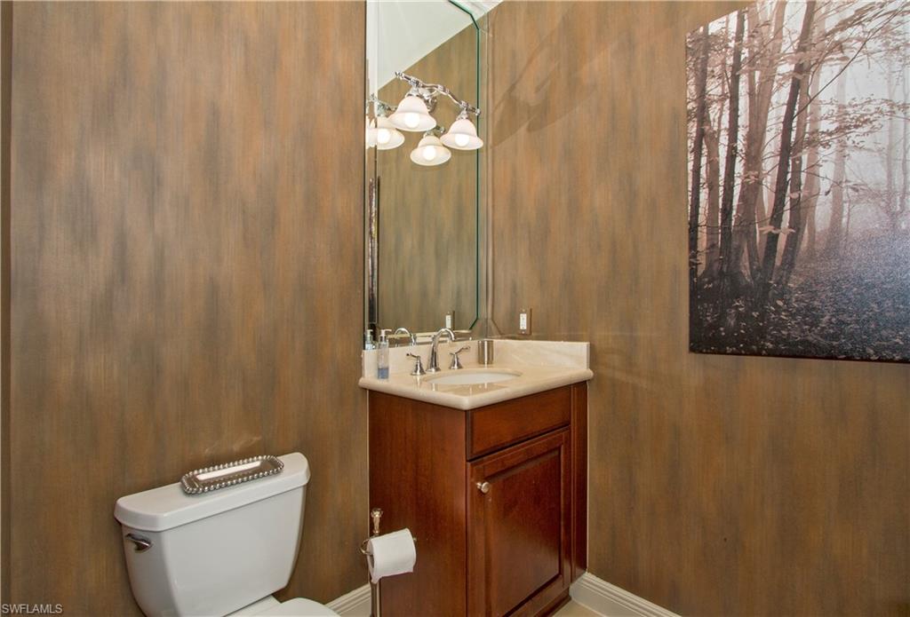 VISTA POINTE - Residential