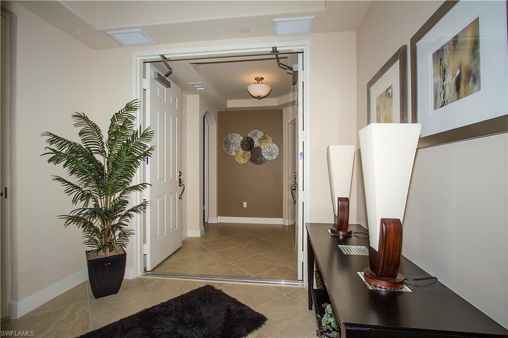 VISTA POINTE - Residential