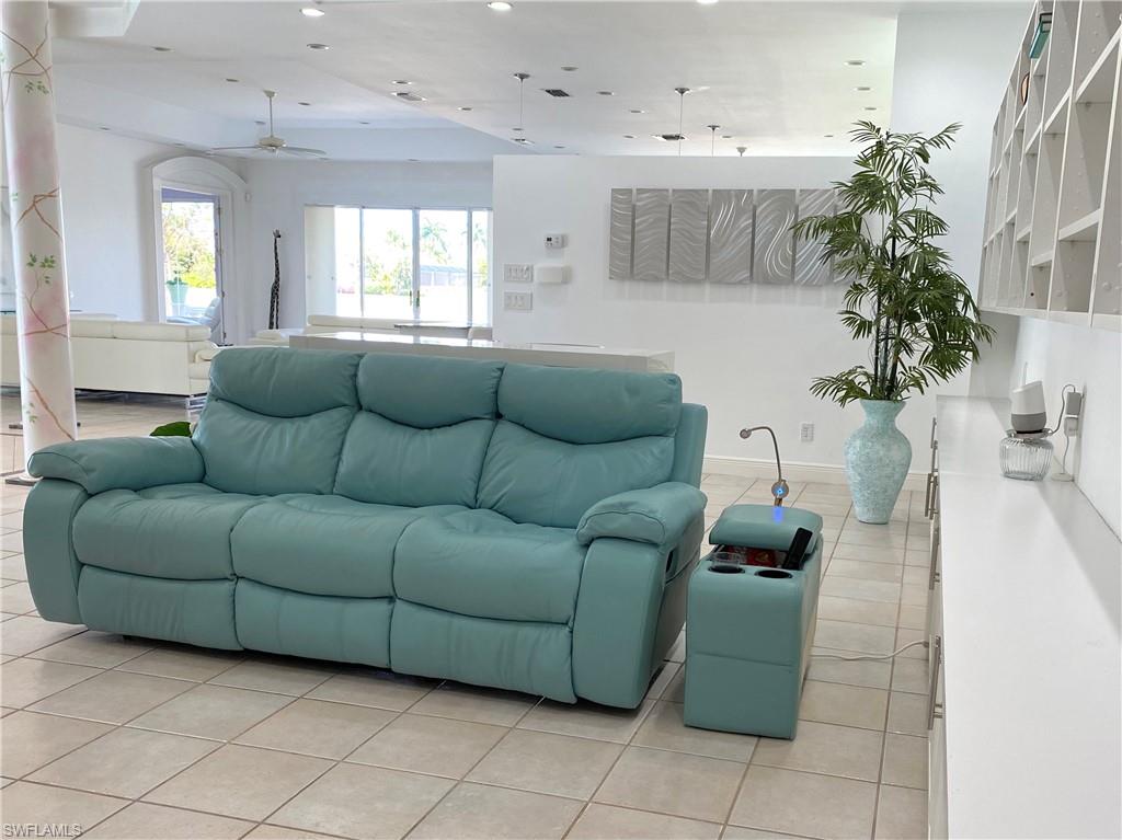 AUDUBON COUNTRY CLUB - Residential