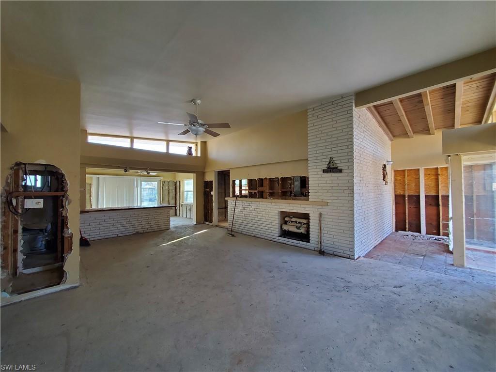 LAGUNA SHORES - Residential