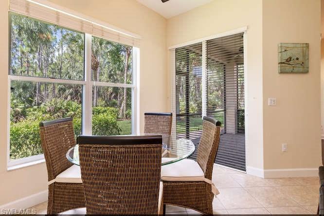 CARLTON LAKES - Residential