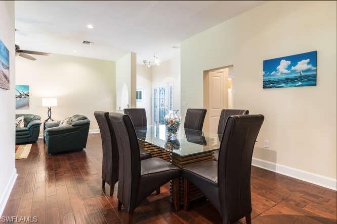 CARLTON LAKES - Residential