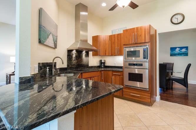 CARLTON LAKES - Residential