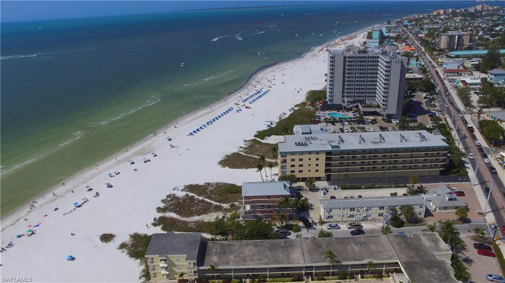 POLYNISIAN VACATION VILLAS - Residential