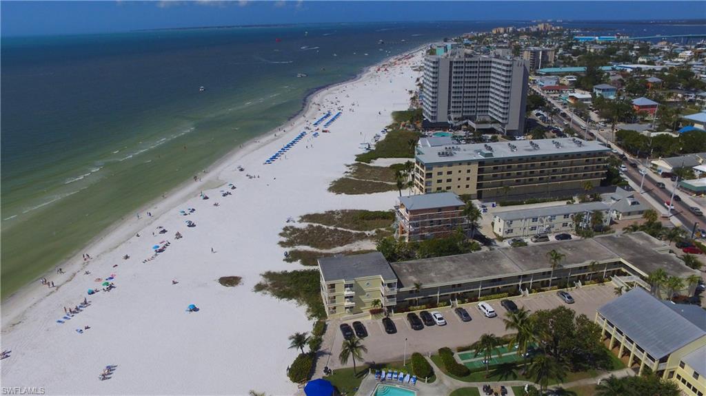 POLYNISIAN VACATION VILLAS - Residential