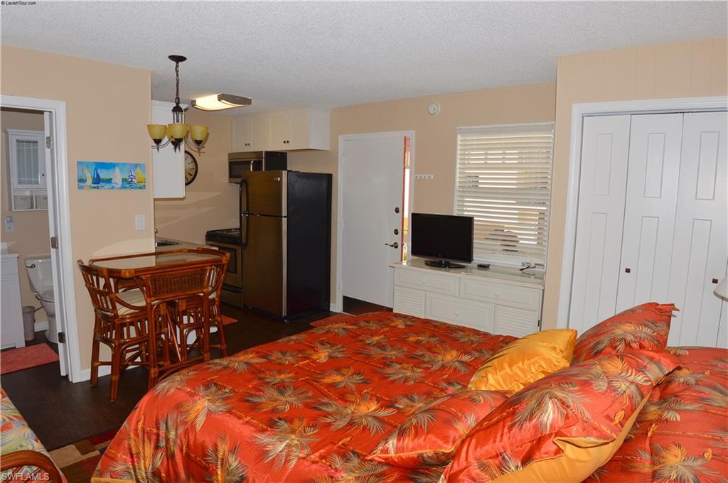 POLYNISIAN VACATION VILLAS - Residential