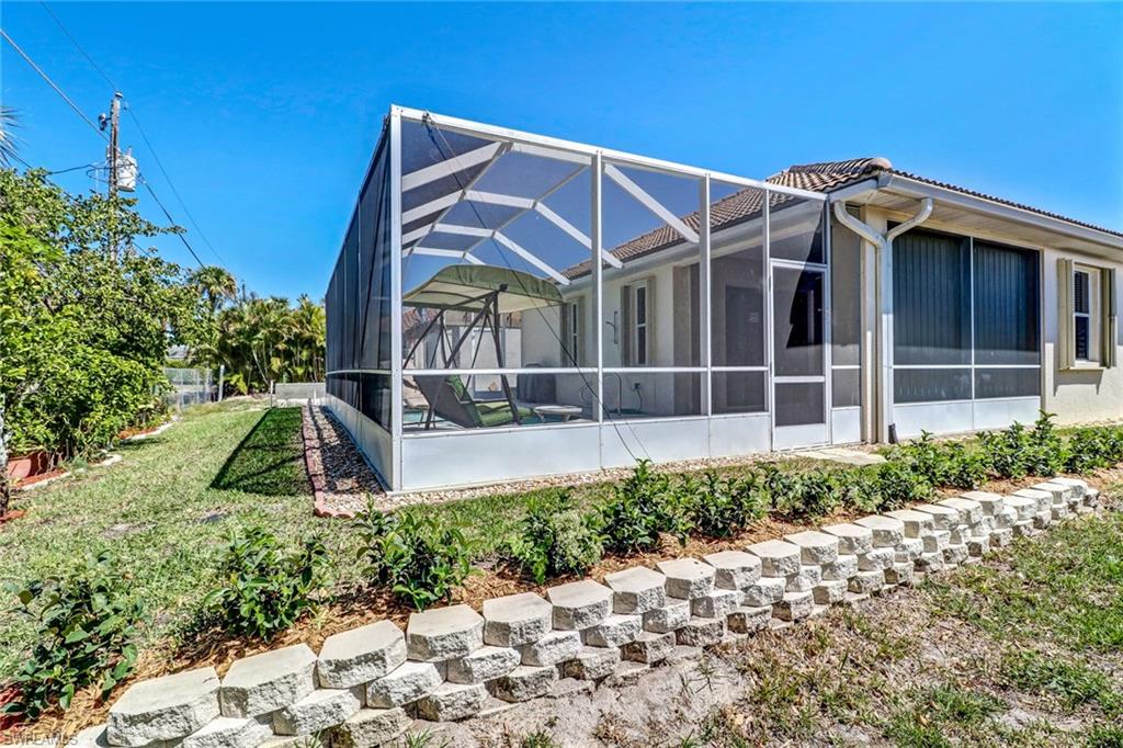 NAPLES PARK - Residential