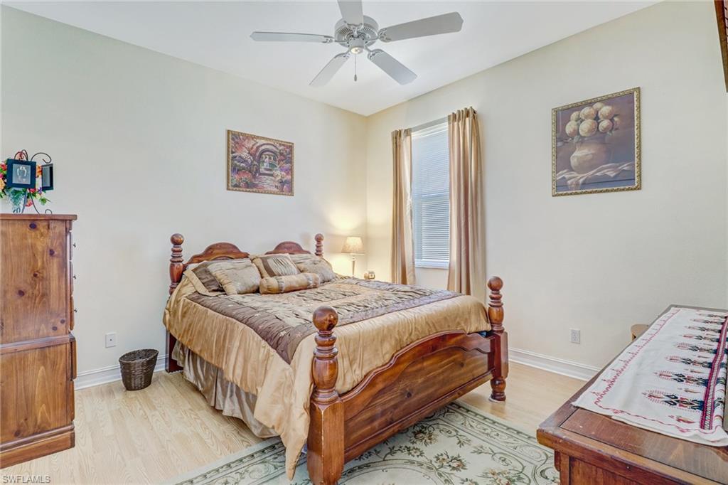 NAPLES PARK - Residential