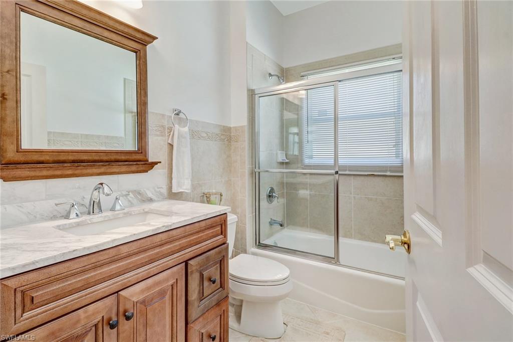 NAPLES PARK - Residential