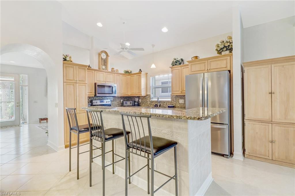 NAPLES PARK - Residential