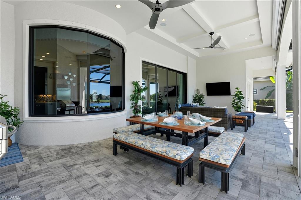 ESPLANADE - Residential