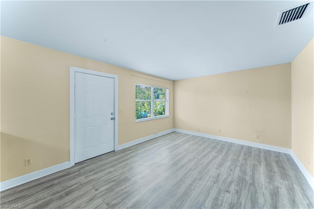 GLENBORO GROVES - Residential