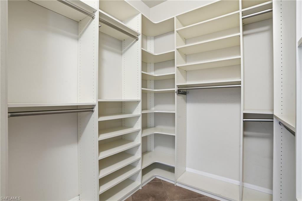 MARBELLA LAKES - Residential