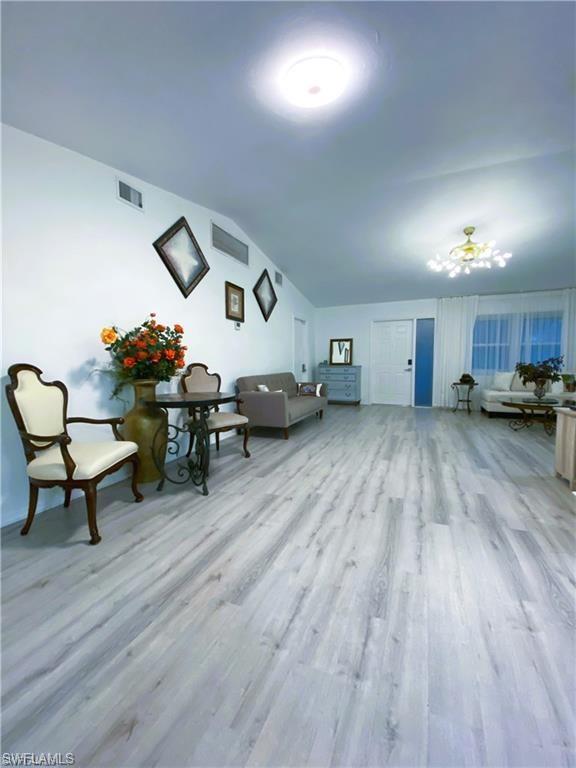 PALM RIVER - Residential