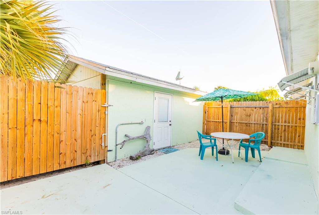 LAKE PARK - Residential