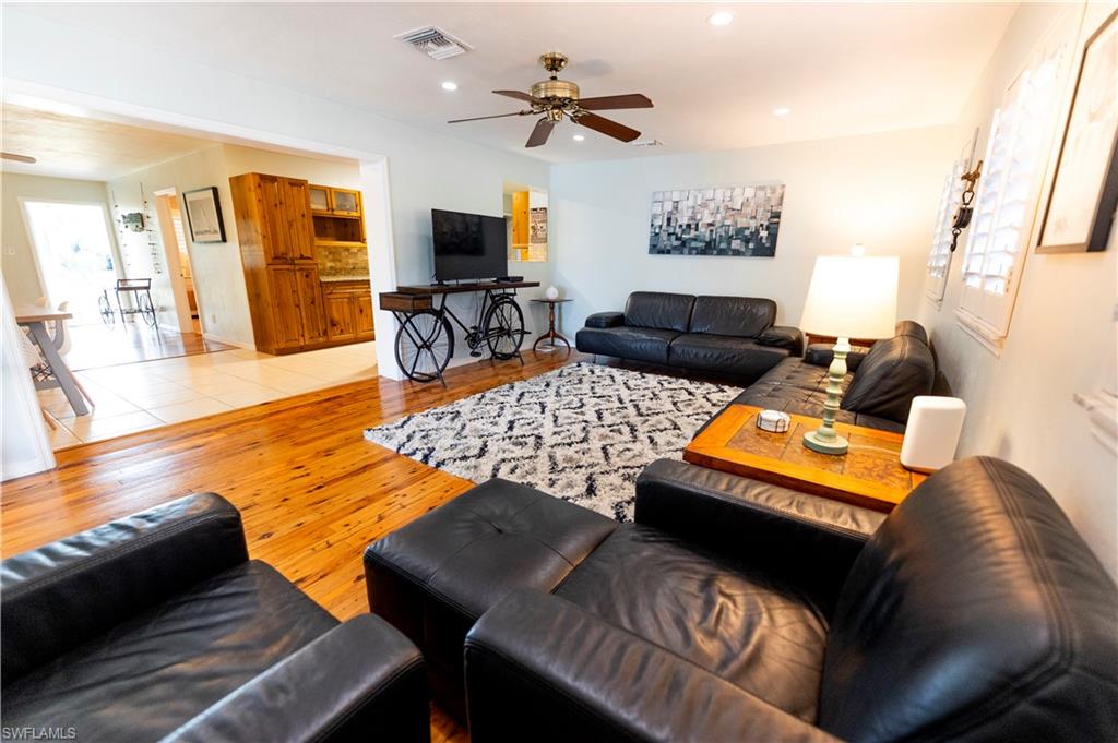 LAKE PARK - Residential