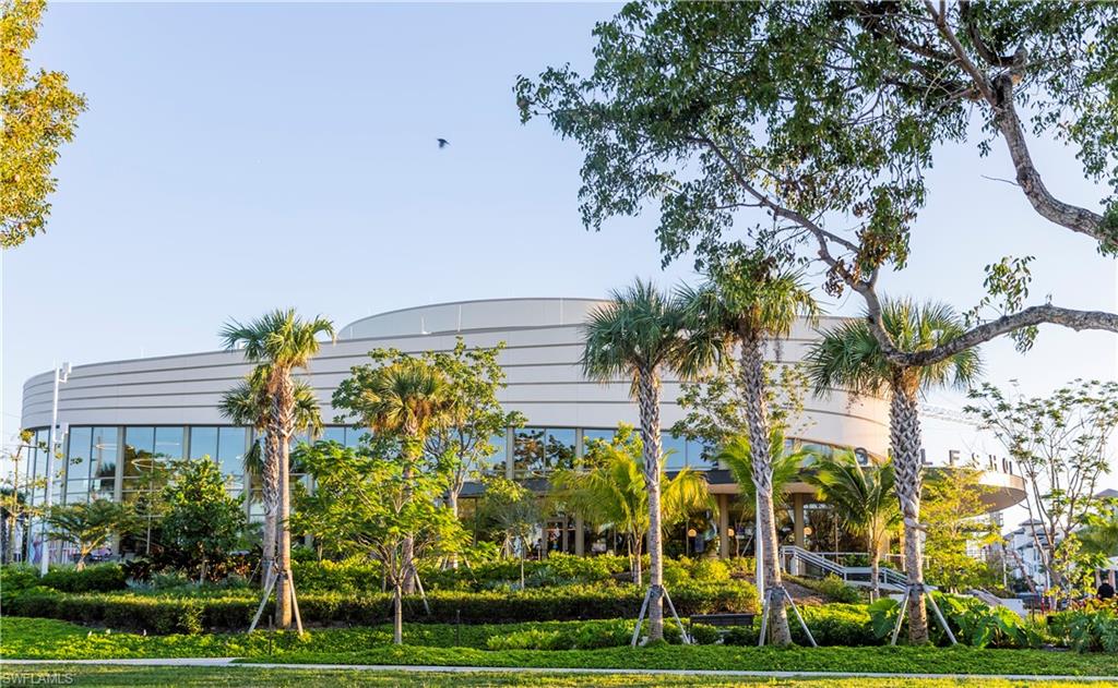 LAKE PARK - Residential