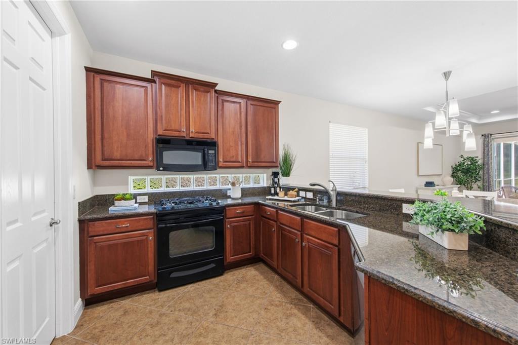 THE RESERVE AT ESTERO - Residential