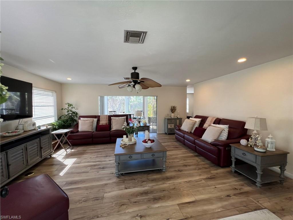 BELLE MEADE - Residential