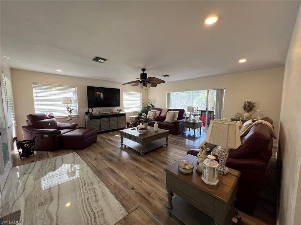 BELLE MEADE - Residential