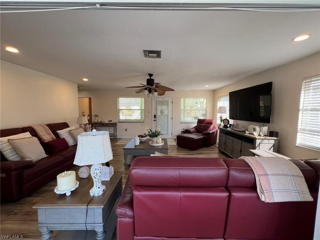 BELLE MEADE - Residential