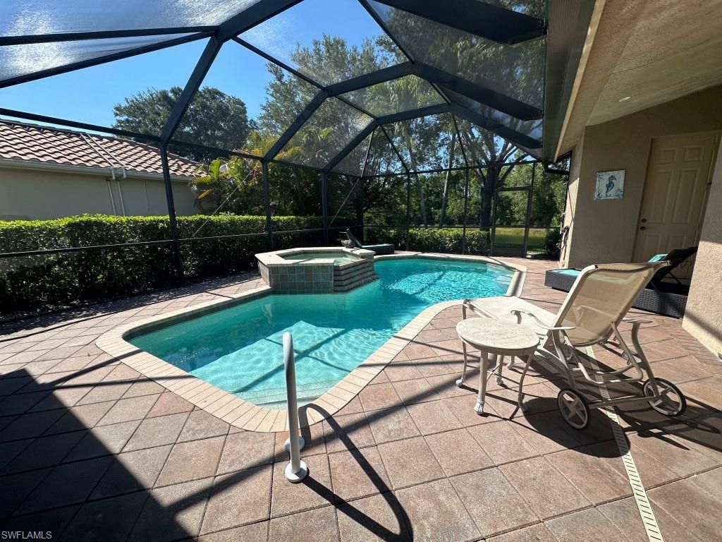Photo of 967 Tivoli CT, NAPLES, FL 34104 (MLS # 226019674)