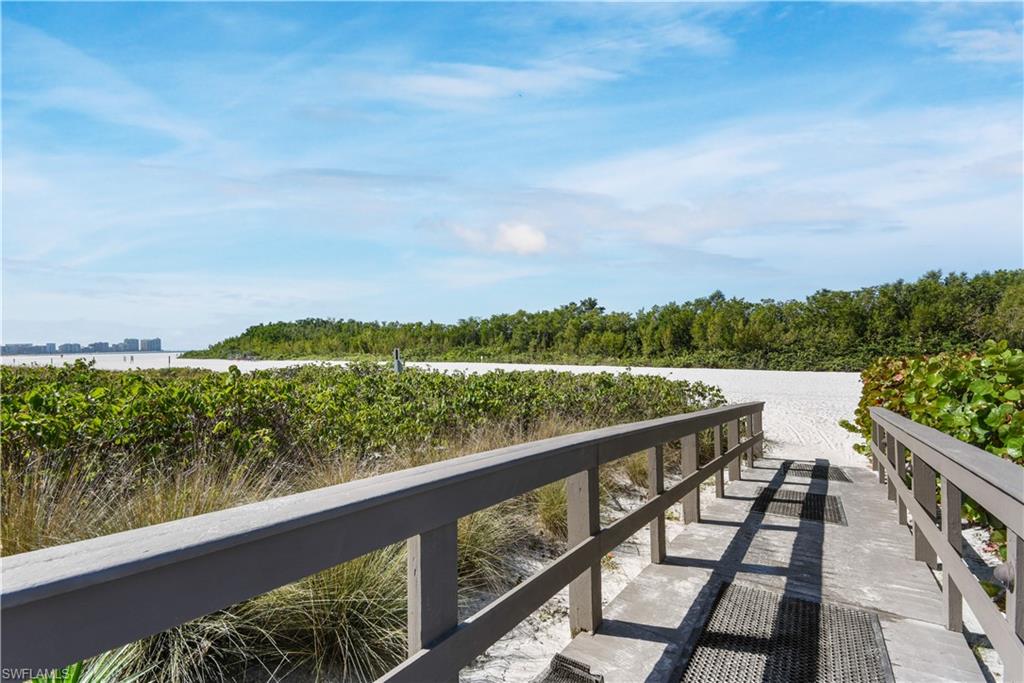 SOUTH SEAS - Residential