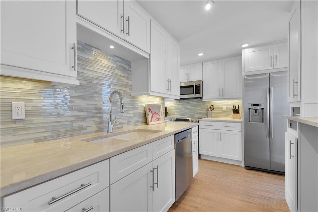 SOUTH SEAS - Residential