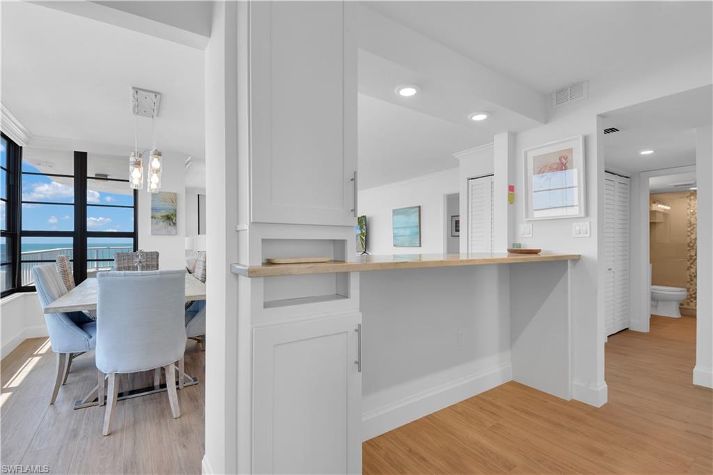 SOUTH SEAS - Residential