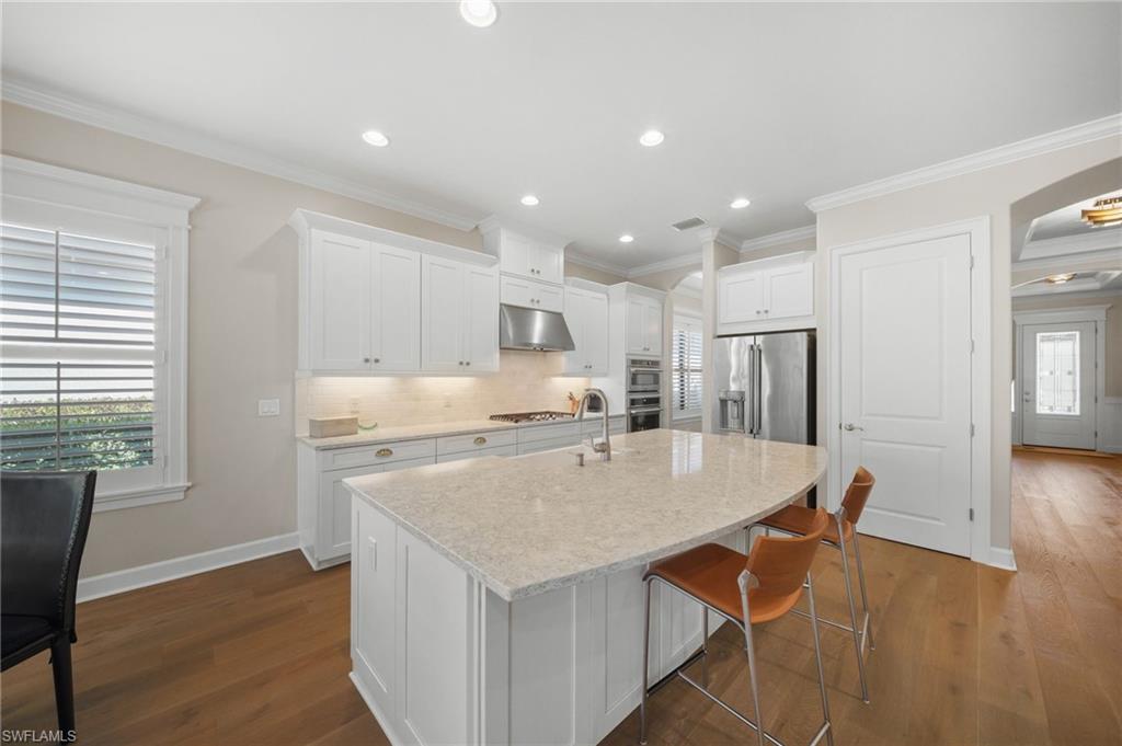 ESPLANADE - Residential