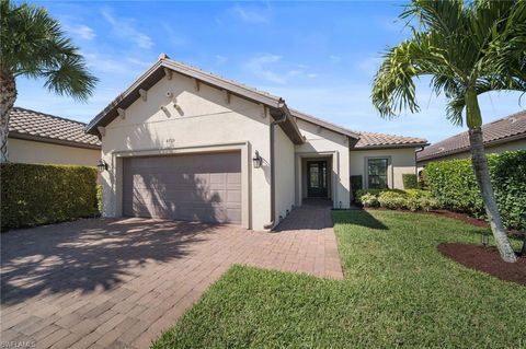 8735 Cavano ST E NAPLES FL 34119