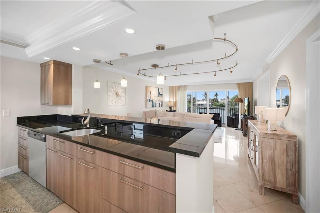 Photo of 300 Park Shore DR #2E, NAPLES, FL 34103 (MLS # 225073128)