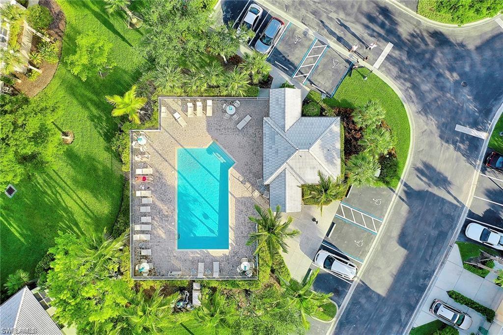 HAWK'S NEST - Residential