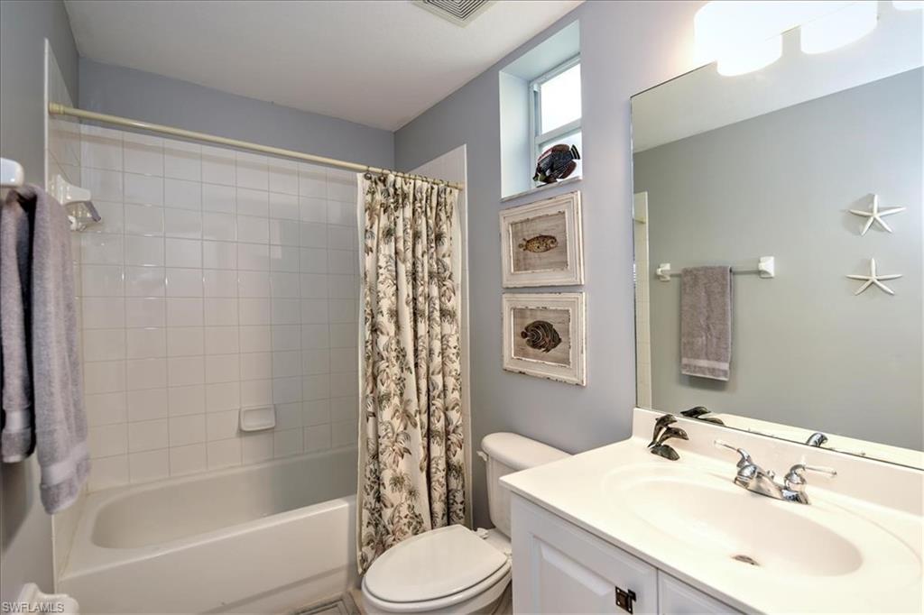 HAWK'S NEST - Residential