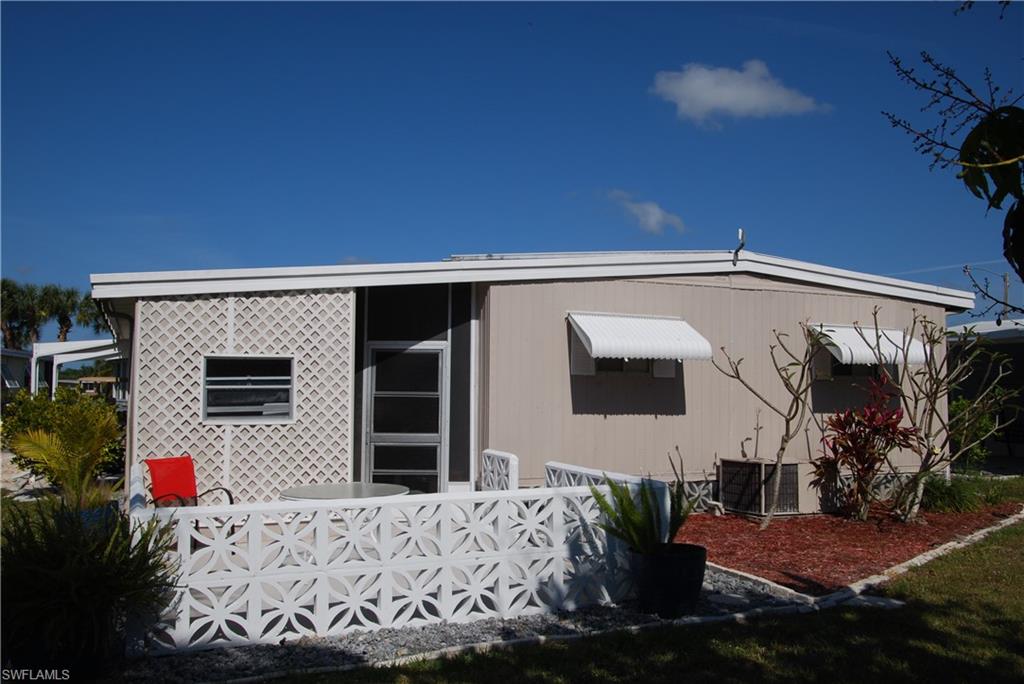 SIX LAKES COUNTRY CLUB - Residential