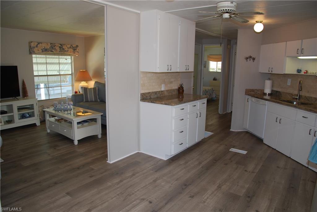 SIX LAKES COUNTRY CLUB - Residential