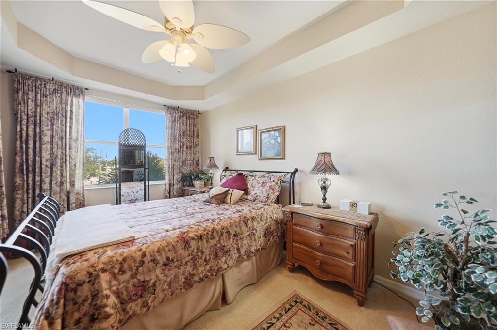 FOUNTAIN COURT - Residential