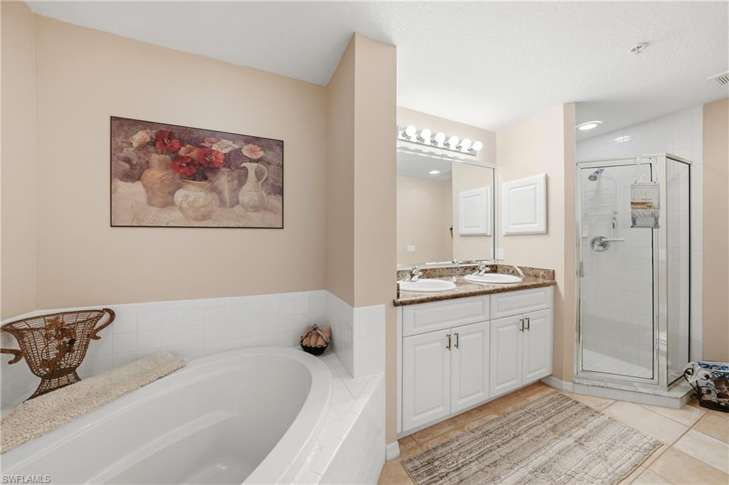 FOUNTAIN COURT - Residential