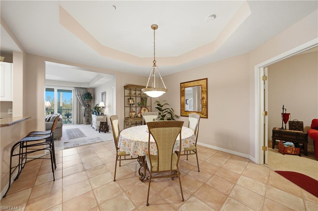 FOUNTAIN COURT - Residential