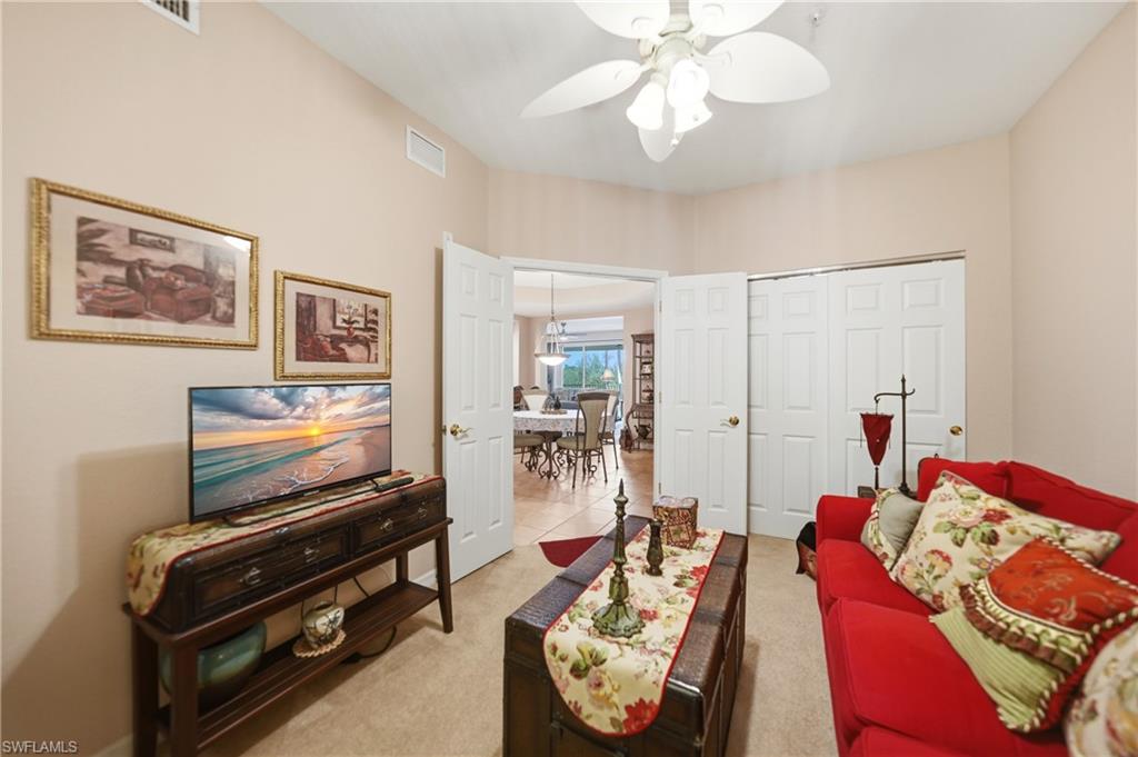 FOUNTAIN COURT - Residential