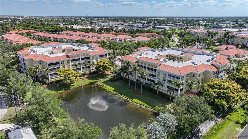 FOUNTAIN COURT - Residential