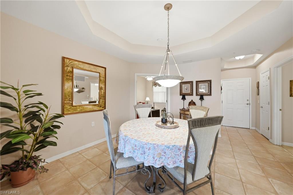 FOUNTAIN COURT - Residential