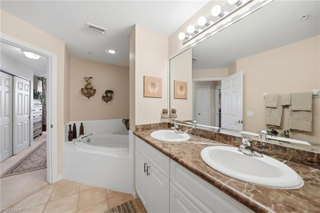 FOUNTAIN COURT - Residential