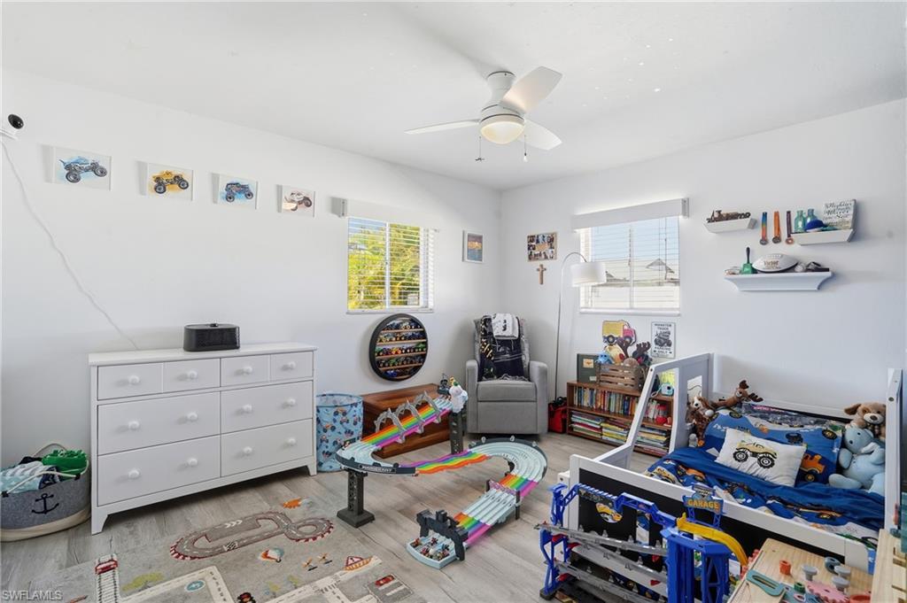 PALM CITY PARK - Residential