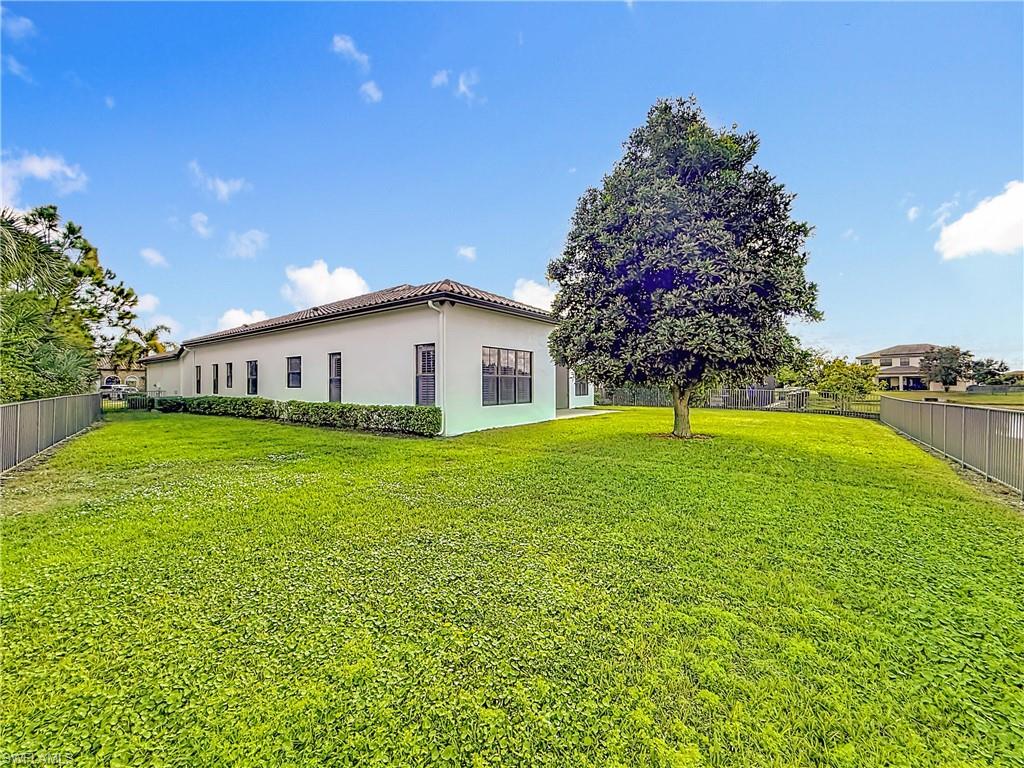 MAPLE RIDGE - Residential