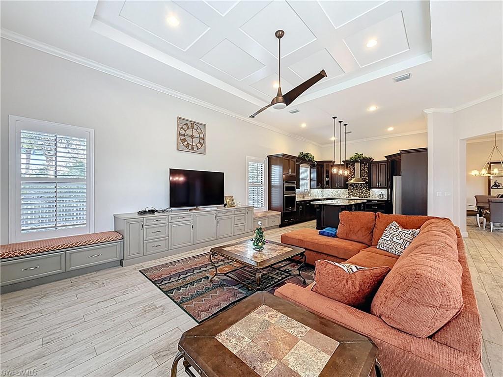 MAPLE RIDGE - Residential