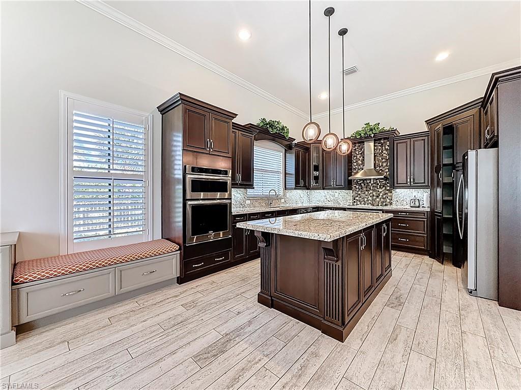 MAPLE RIDGE - Residential