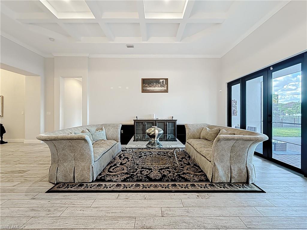 MAPLE RIDGE - Residential