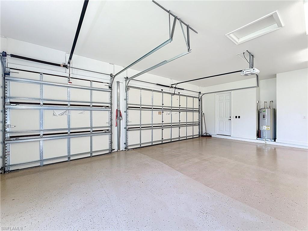 MAPLE RIDGE - Residential