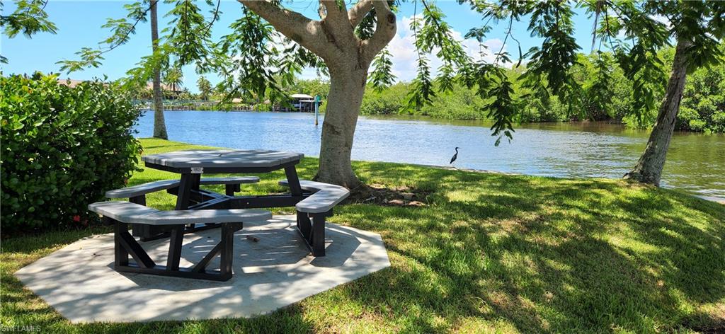 FOUR WINDS MARINA NORTH CONDO - Residential